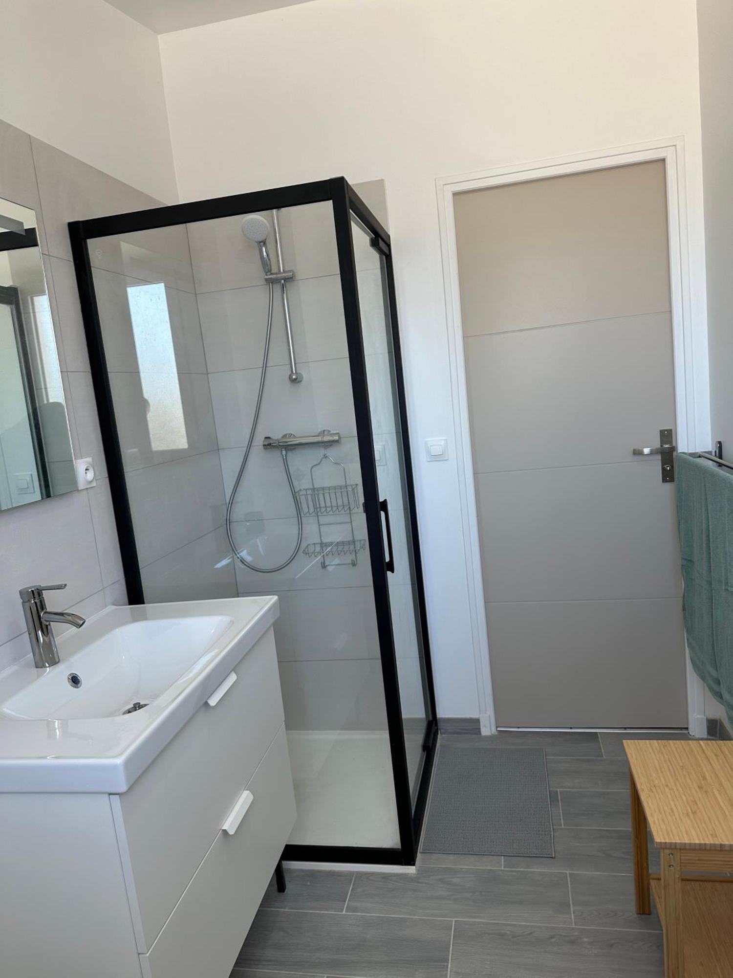 Le Qg Aparthotel Codolet Ngoại thất bức ảnh